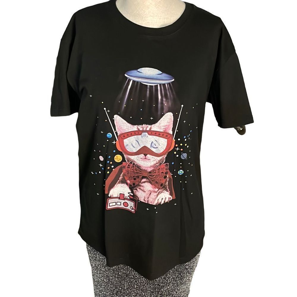 < Instert Random Objecthere > - image 1